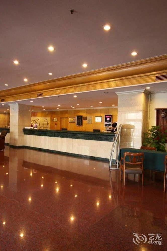 Hampton By Hilton Dalian Zhongshan Esterno foto