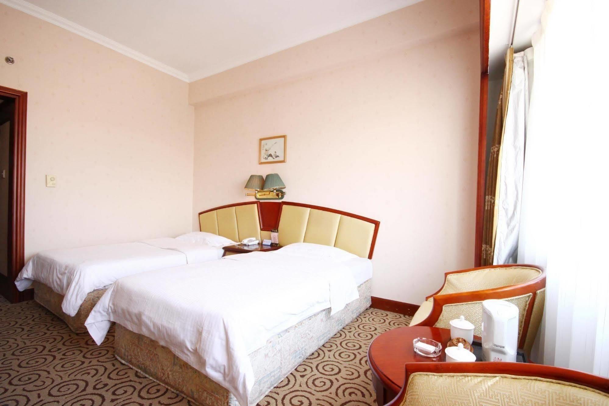 Hampton By Hilton Dalian Zhongshan Esterno foto