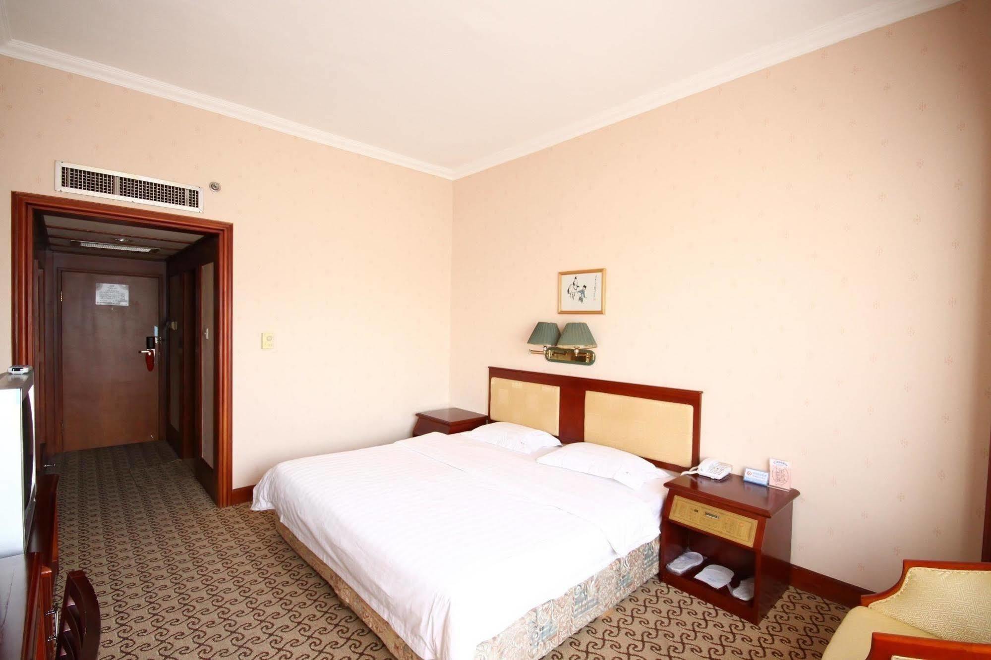 Hampton By Hilton Dalian Zhongshan Esterno foto